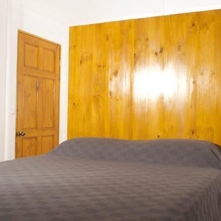 Basecamp Arenal Aparthotel Tronadora Bagian luar foto