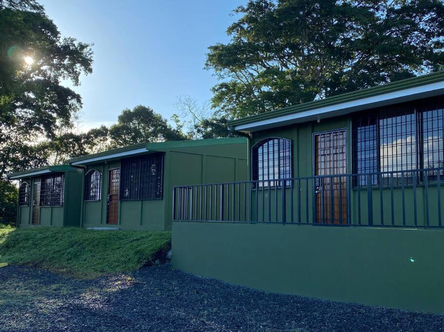Basecamp Arenal Aparthotel Tronadora Bagian luar foto